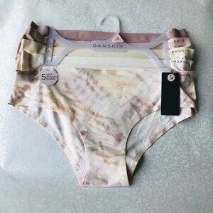 Danskin Intimates  Soft  No Show  Panties